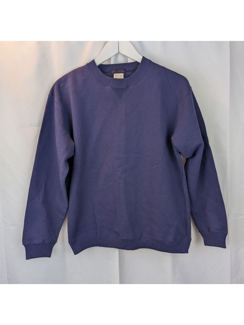 Club Monaco vintage sweatshirt size 14 in EUC made in Canada